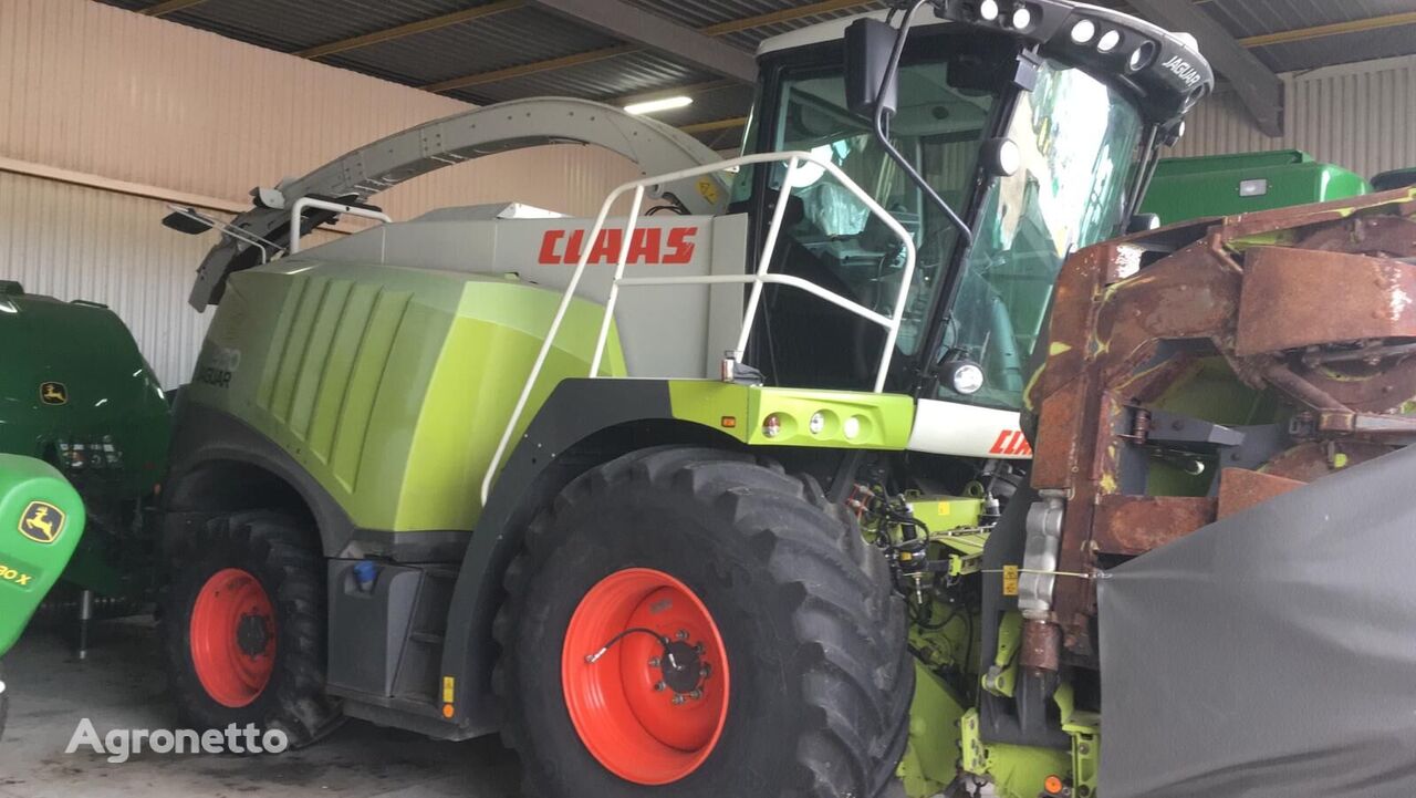 Claas Jaguar 930 forage harvester