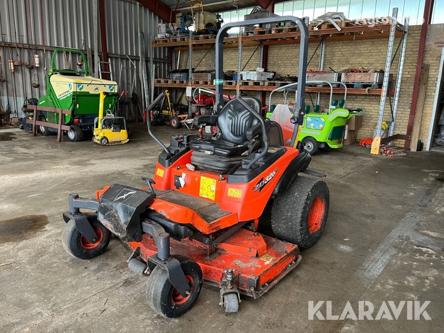 Kubota ZD326S lawn tractor