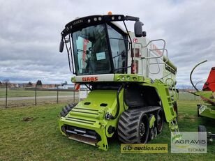 Claas LEXION 760 TERRA TRAC grain harvester