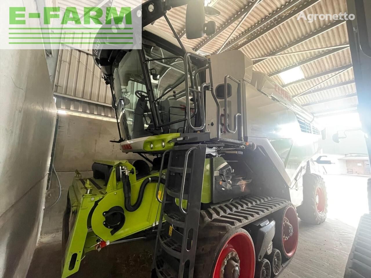 Claas LEXION 7700 TERRA TRAC grain harvester