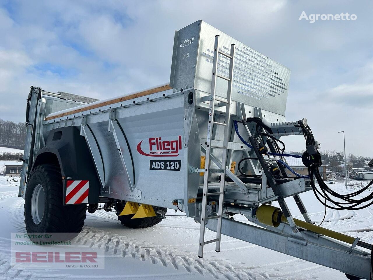 new Fliegl ADS 120 Einachs 14m³ manure spreader