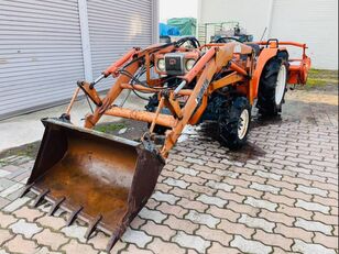 Kubota RL1452 mini tractor