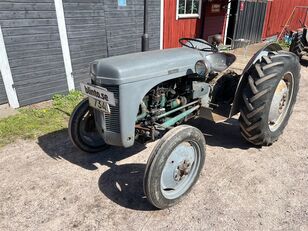 Massey Ferguson TEA 20 B mini tractor