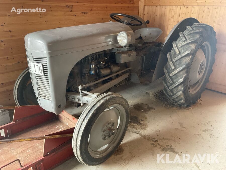 Veterantraktor Ferguson Grålle mini tractor