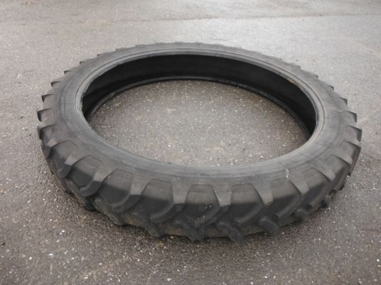 Michelin 270/95 R 54 tractor tire