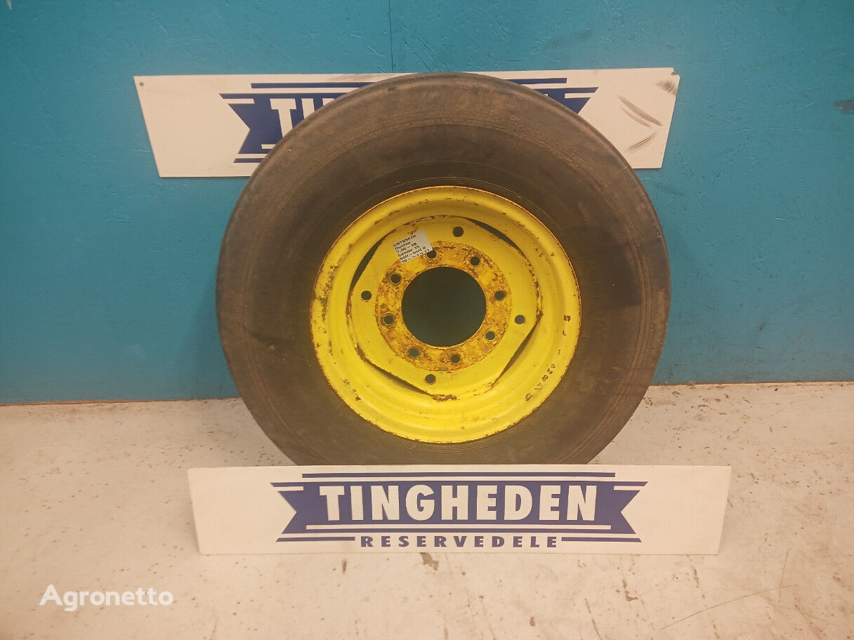 Dunlop 16" 7.50-16 wheel