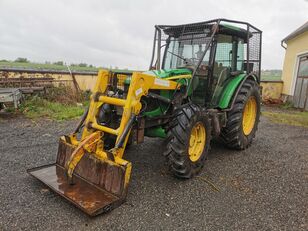 John Deere 5720 4X4 wheel tractor