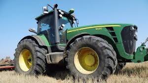 John Deere 8430 Powershift wheel tractor