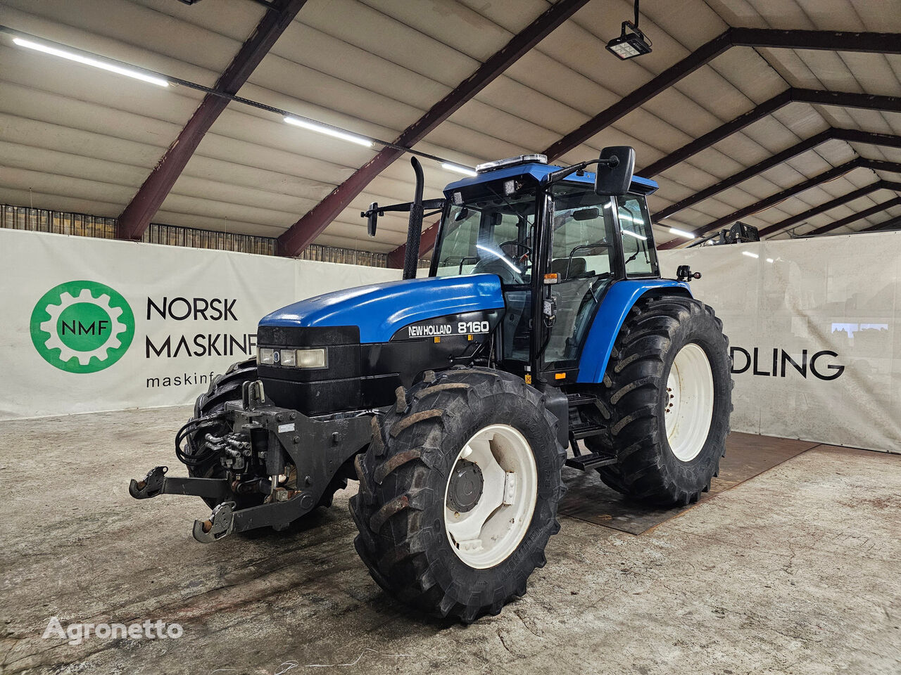 New Holland 8160 wheel tractor