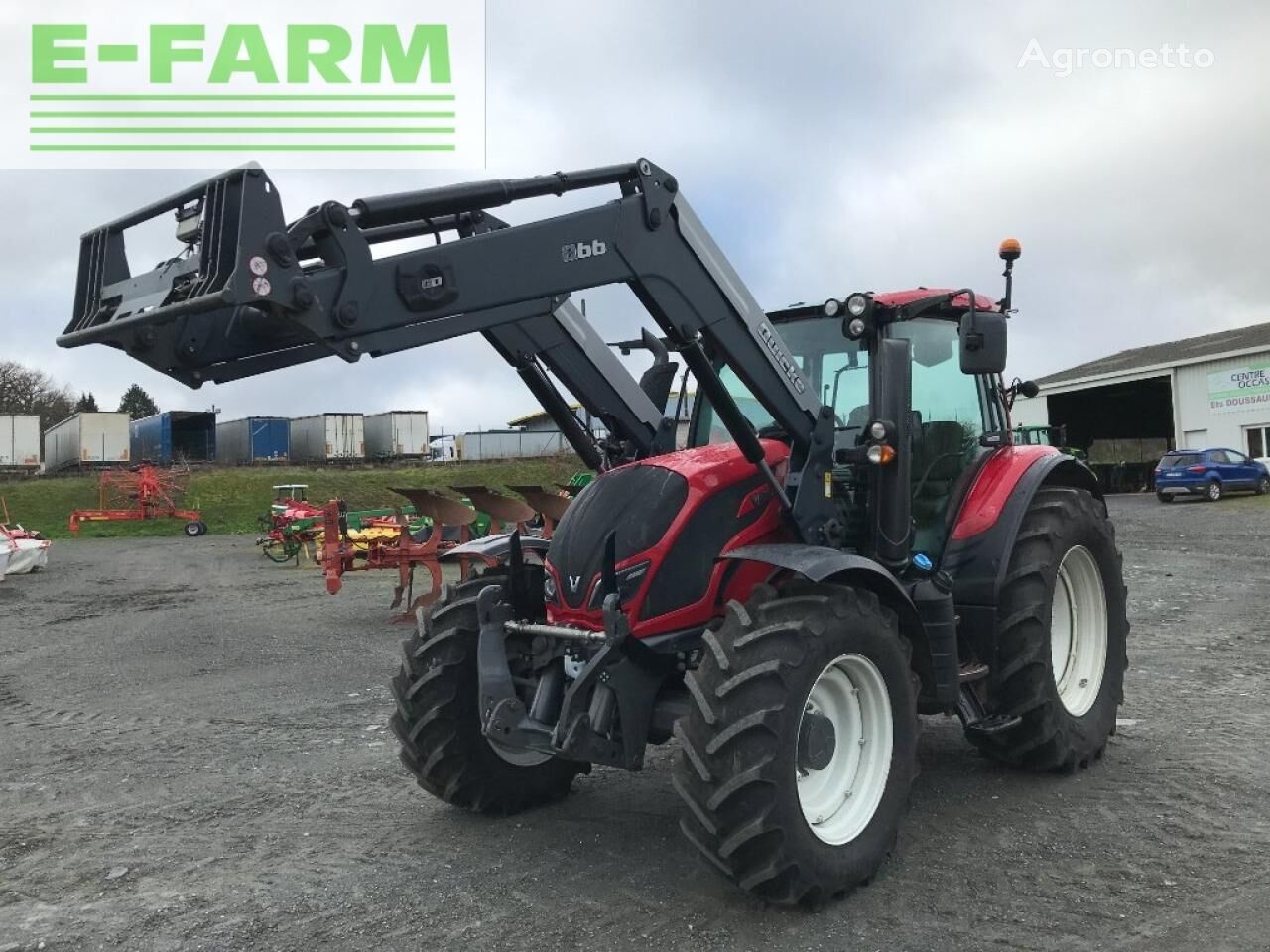 Valtra n 134 direct wheel tractor